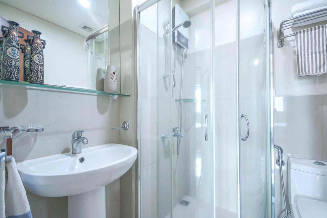 Amora Suites At The Beacon Makati Μανίλα Εξωτερικό φωτογραφία
